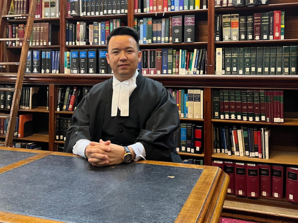 Shaukat Akbari from Azlan Lawyers
